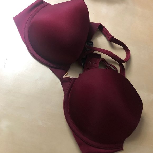 Victoria's Secret Push-Up bra - Picture 1 of 4